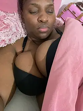 Chat XXX en directo de Blackpinkylips2025