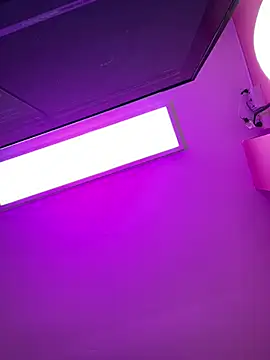 aly_17's Live XXX Chat