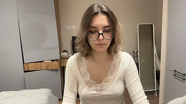 AnnaVelvetFire's Live XXX Chat
