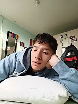 heyy_noah11n Live XXX chat