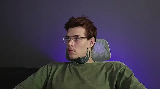 DENIS_HERE XXX чат на живо