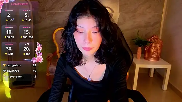 Chat +18 de emma___s ao vivo