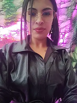 Astrid-- Live XXX-Chat