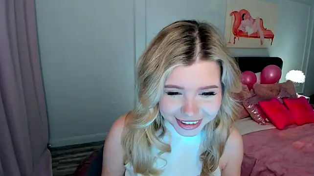 FollowLovee's Live XXX Chat