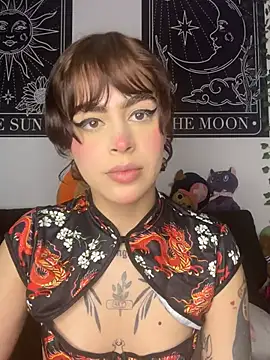 ariane_kimiko's Live XXX Chat
