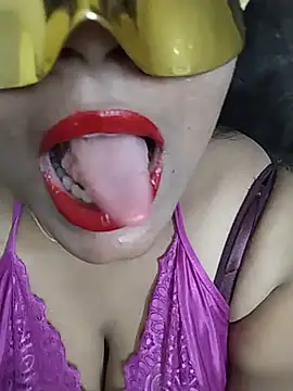 NEHA_BOMB's Live XXX Chat
