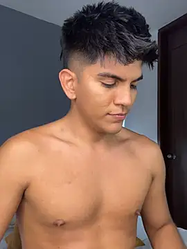 OnlySantty 라이브 XXX 채팅