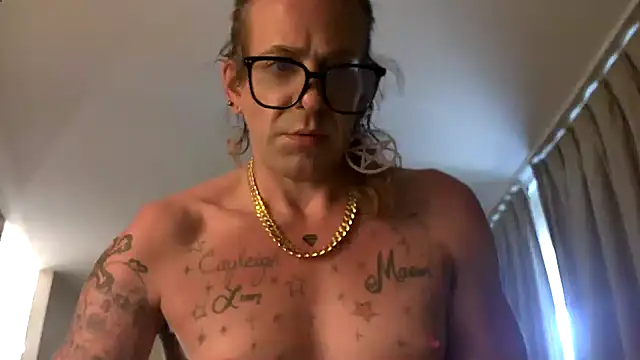 VanillaSnowcones Chat XXX live