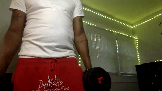 BigDaddyDy Chat XXX in diretta