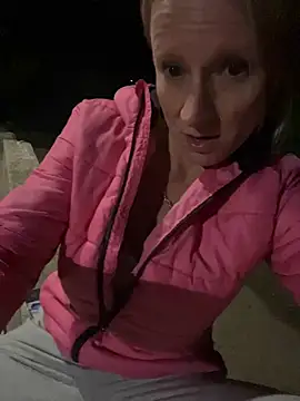 Онлайн чат XXX LaMadrina006