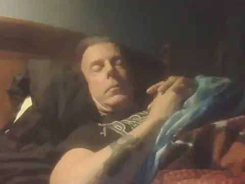 SHARPSkinheadn Live XXX chat