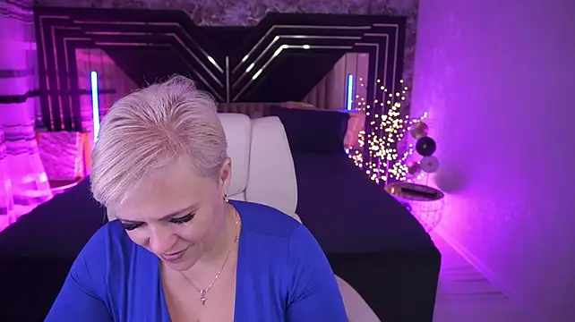 Czat XXX na żywo – CrystalVibe