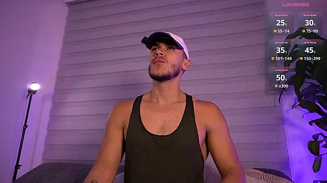 Онлайн чат XXX MarkSantozz