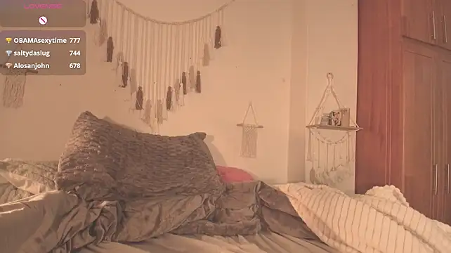 seraphyne666_ 라이브 XXX 채팅