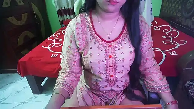 Czat XXX na żywo – BengaliQueenStar