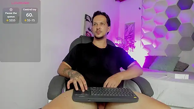 Max_Arias XXX чат на живо