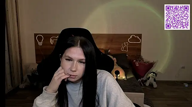 XXX chat uživo modela luna_noir_228
