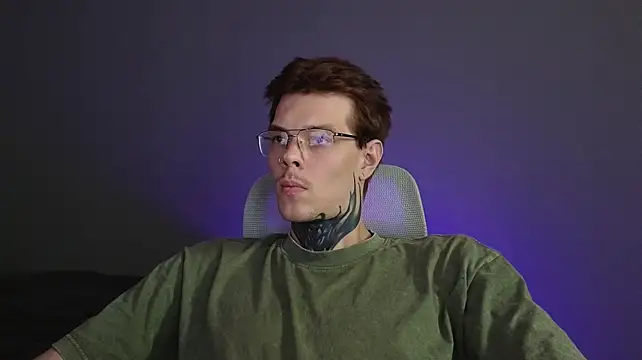 DENIS_HERE Live XXX-chat