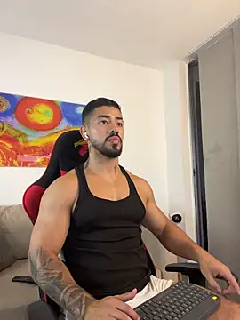 Ezzio_Scolaro Chat XXX in diretta