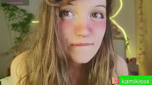 XXX chat uživo modela KamiKiss