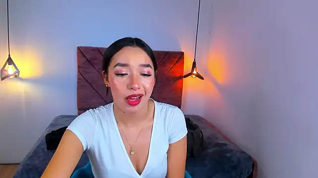 Emily__parker__のライブXXXチャット