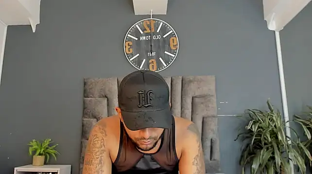 Chatroom XXX en direct de Robin_Rief