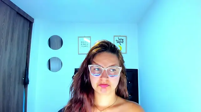 Онлайн чат XXX teresasroom_
