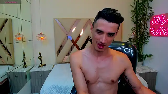 FelipeFriendly 现场XXX聊天