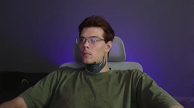 DENIS_HERE 现场XXX聊天