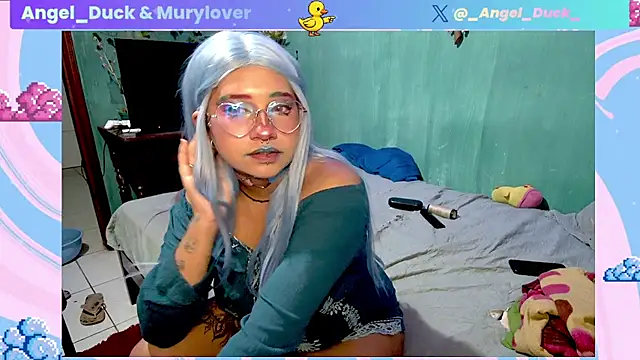 Angel_Duck Chat XXX in diretta