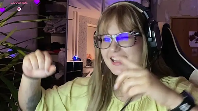 Chat +18 de JacyWinslat ao vivo