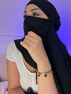 دردشة Amberonee31 الجنسية المباشرة