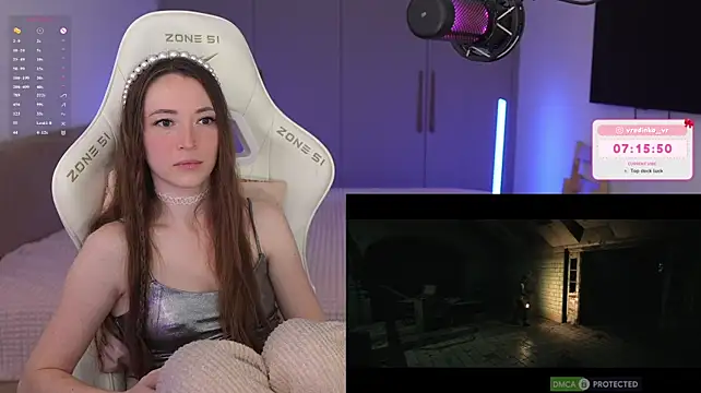 Chat XXX en directo de moleculegirl