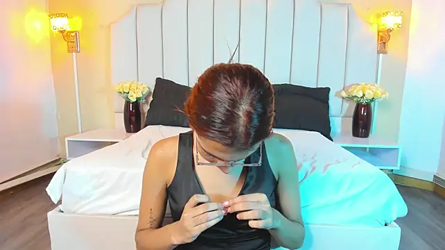 Sara_saaennz's Live XXX Chat