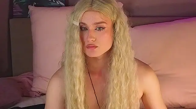 Chat +18 de cumboydoll ao vivo