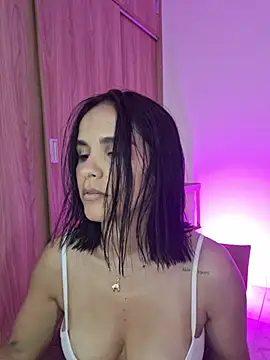 heyshaa's Live XXX Chat