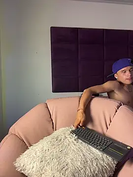 Chat +18 de Dominik_Souza ao vivo