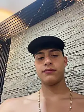 Lander_Cruz 即時 XXX 聊天
