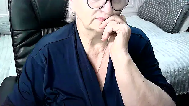 LolkaAlyss – Naživo XXX chat