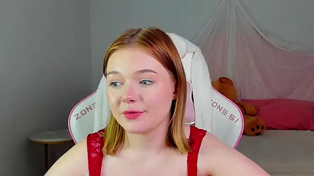 Chat +18 de ElinaVale ao vivo