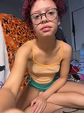 jojosbizarrelyf Chat XXX in diretta
