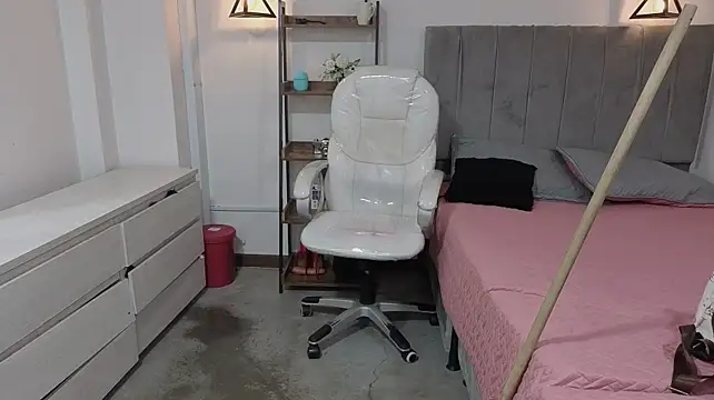 iam_sofiia élő XXX-chatje
