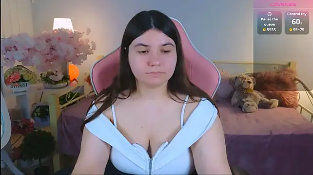 دردشة Viola__Shy الجنسية المباشرة