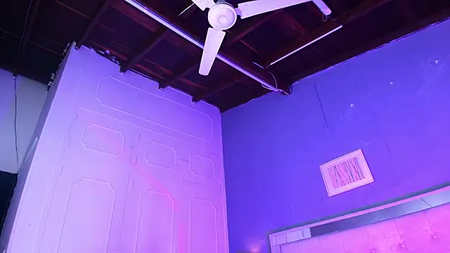 MiaRaven_ Chat XXX live
