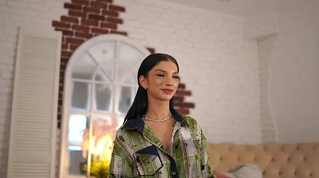NyssaSky's Live XXX Chat