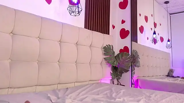 Chat +18 de Diamond_rose_as ao vivo