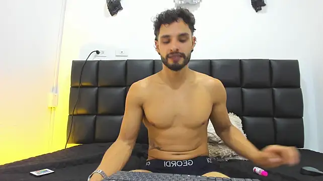 Živý XXX chat Ethan_Wolf75