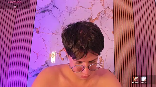 VickBennet Live XXX-chat