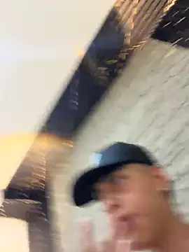Lander_Cruz – Naživo XXX chat