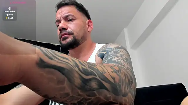 Živý XXX chat musclemonster31